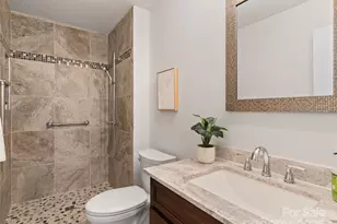 447 Creekside Dr, Asheville, NC 28804 - Photo 22