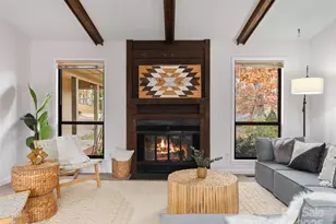 447 Creekside Dr, Asheville, NC 28804 - Photo 6