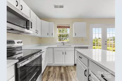 2914 Bridgeville Lane, Charlotte, NC 28262 - Photo 14