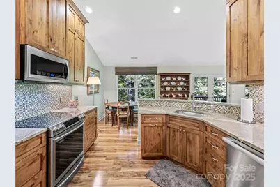 73 Ridgetop Circle #303, Brevard, NC 28712 - Photo 14