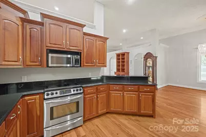 5350 Beacon Ridge Drive, Granite Falls, NC 28630 - Photo 12