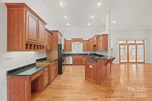 5350 Beacon Ridge Dr, Granite Falls, NC 28630 - Photo 10