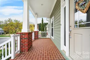 20314 Colony Point Ln, Cornelius, NC 28031 - Photo 2