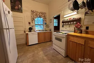 16 Osborn Knob Rd, Little Switzerland, NC 28749 - Photo 24