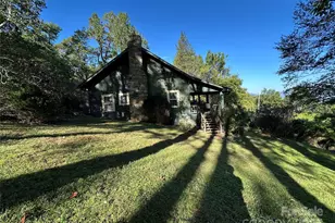 16 Osborn Knob Rd, Little Switzerland, NC 28749 - Photo 6