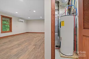 13 Miners Trace Rd, Burnsville, NC 28714 - Photo 32