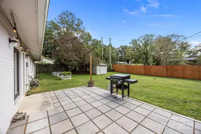 1225 W Gilbert Street, Hendersonville, NC 28792 - Photo 34