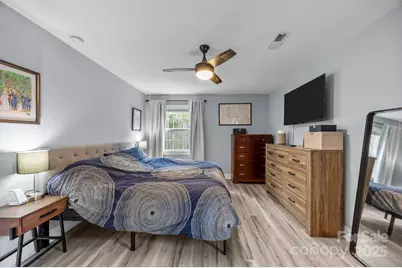 1225 W Gilbert Street, Hendersonville, NC 28792 - Photo 26