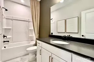 15906 Parkside crossing Dr, Charlotte, NC 28278 - Photo 14