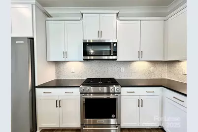 15906 Parkside Crossing Drive, Charlotte, NC 28278 - Photo 6