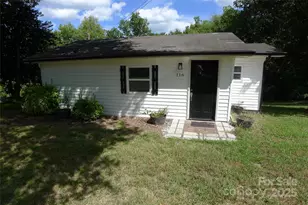 116 Pond St, Lexington, NC 27292 - Photo 1