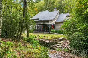 923 Ugugu Dr, Brevard, NC 28712 - Photo 6