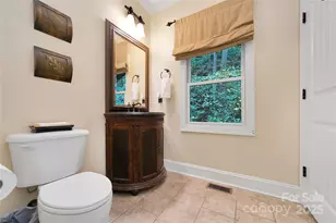 923 Ugugu Dr, Brevard, NC 28712 - Photo 32