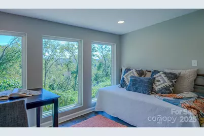 22 Mulberry Street, Asheville, NC 28804 - Photo 12