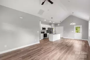 409 E Henderson St, East Spencer, NC 28039 - Photo 20