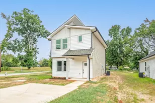 403 E Henderson St, East Spencer, NC 28039 - Photo 26