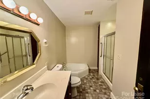 43 E Howard St, Tryon, NC 28782 - Photo 14