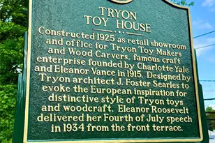 43 E Howard St, Tryon, NC 28782 - Photo 2