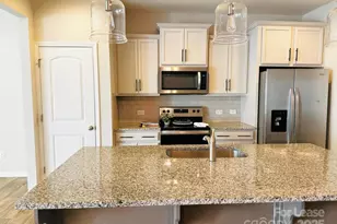 15104 Meacham Farm Dr, Huntersville, NC 28078 - Photo 6