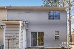 5664 Prescott Ct, Charlotte, NC 28269 - Photo 10