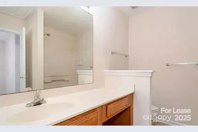 5664 Prescott Court, Charlotte, NC 28269 - Photo 4