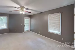 3709 Colony Crossing Dr, Charlotte, NC 28226 - Photo 10