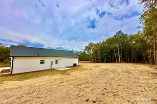 1171 Peach Orchard Rd, Jefferson, SC 29718 - Photo 20