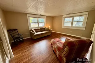 51 E Howard St, Tryon, NC 28782 - Photo 2