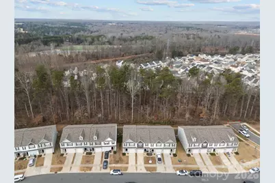 8105 Alderton Lane, Charlotte, NC 28215 - Photo 24