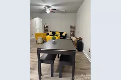 8105 Alderton Lane, Charlotte, NC 28215 - Photo 10