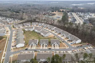 8105 Alderton Ln, Charlotte, NC 28215 - Photo 24