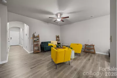 8105 Alderton Lane, Charlotte, NC 28215 - Photo 4