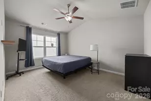 8105 Alderton Ln, Charlotte, NC 28215 - Photo 18