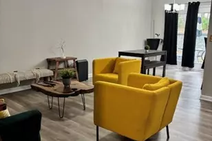 8105 Alderton Ln, Charlotte, NC 28215 - Photo 8