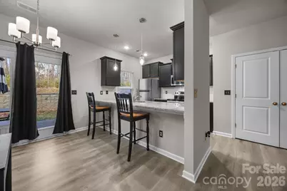 8105 Alderton Lane, Charlotte, NC 28215 - Photo 8