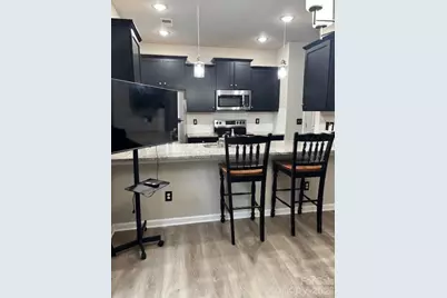 8105 Alderton Lane, Charlotte, NC 28215 - Photo 4