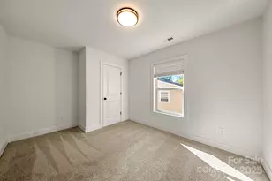 517 W Pine St, Maiden, NC 28650 - Photo 12