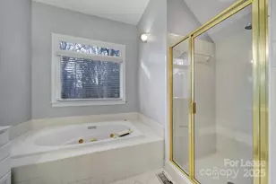 3117 Lakewood Edge Dr, Charlotte, NC 28269 - Photo 22