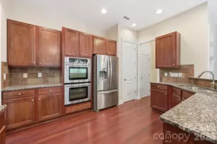 878 Treasure Ct, Fort Mill, SC 29708 - Photo 4