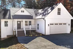 2 Caroline Dr, Horse Shoe, NC 28742 - Photo 2