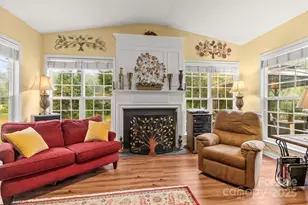 2932 Wheat Meadow Ln, Charlotte, NC 28270 - Photo 10