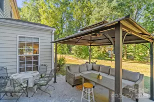 2932 Wheat Meadow Ln, Charlotte, NC 28270 - Photo 36