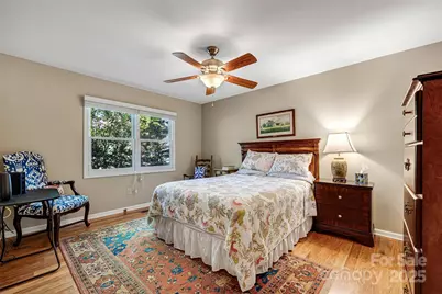 77 Chestnut Street #303, Tryon, NC 28782 - Photo 16