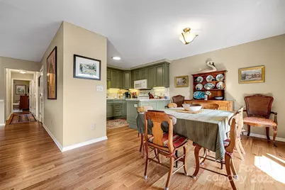 77 Chestnut Street #303, Tryon, NC 28782 - Photo 6