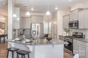 16718 Keene Ct, Charlotte, NC 28278 - Photo 8