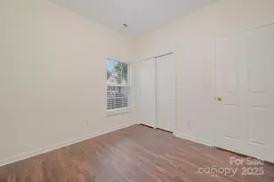 6043 Shining Oak Ln, Charlotte, NC 28269 - Photo 14