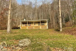 1465 Maple Spgs Dr, Waynesville, NC 28785 - Photo 20