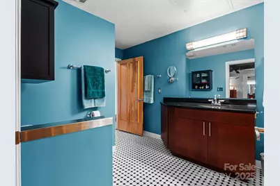 100 Coxe Avenue #306, Asheville, NC 28801 - Photo 32