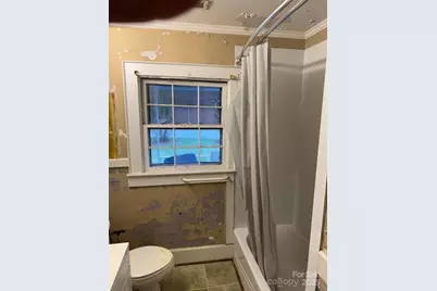 709 E Main Street, Cherryville, NC 28021 - Photo 6