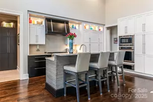 10 Fairsted Dr, Asheville, NC 28803 - Photo 10